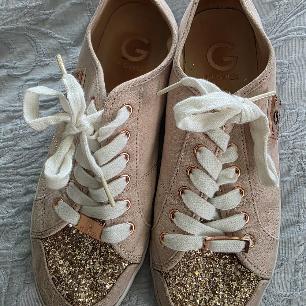 GUESS Women's Sparkle Toe Sneakers - Beige and Gold